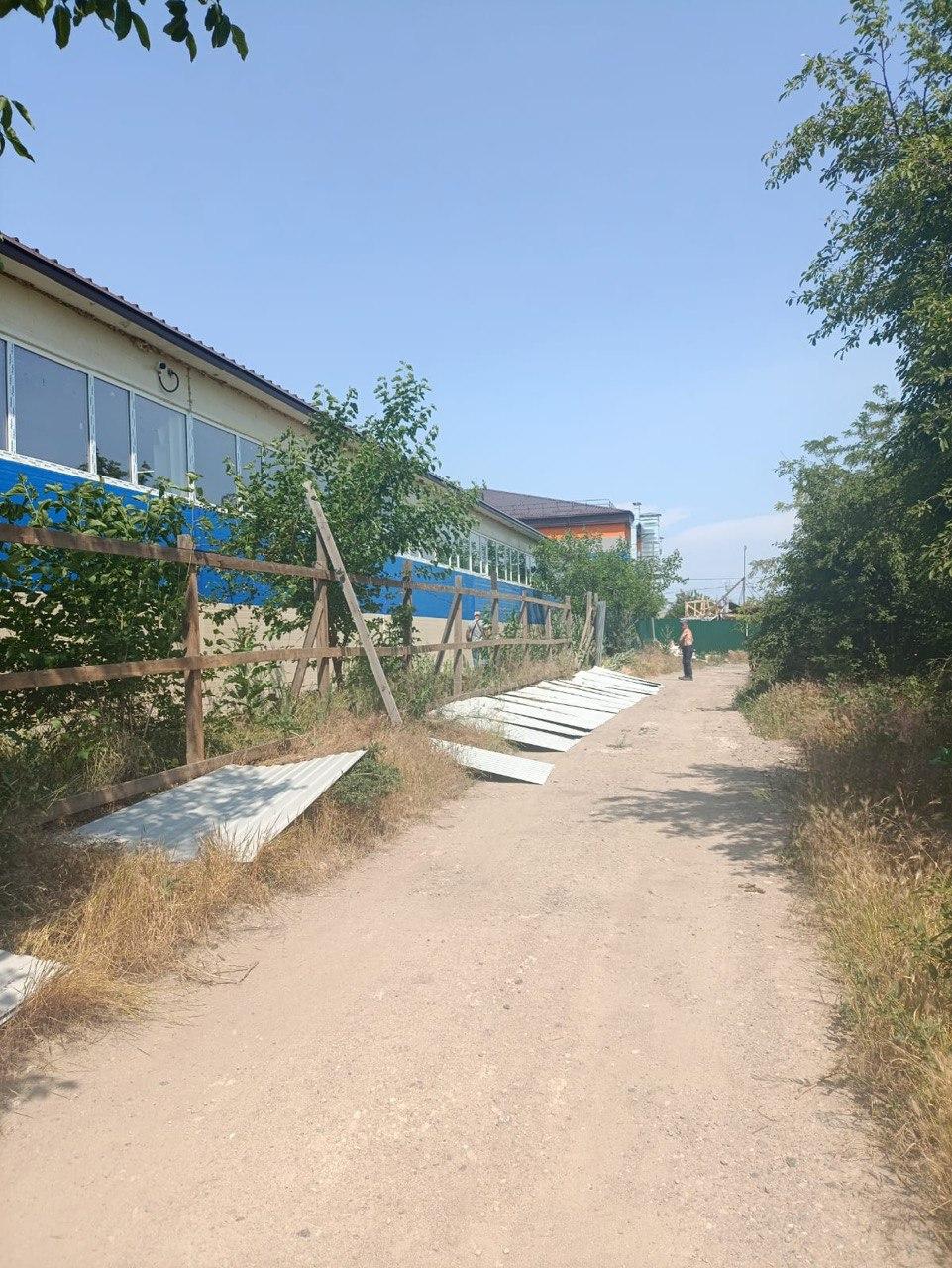 Строители из Петербурга продолжают восстановление пожарной части в Мариуполе