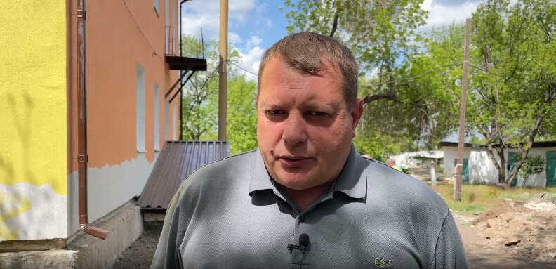 Сахалинцы завершили ремонт мягкой кровли многоквартирного дома в Шахтерске