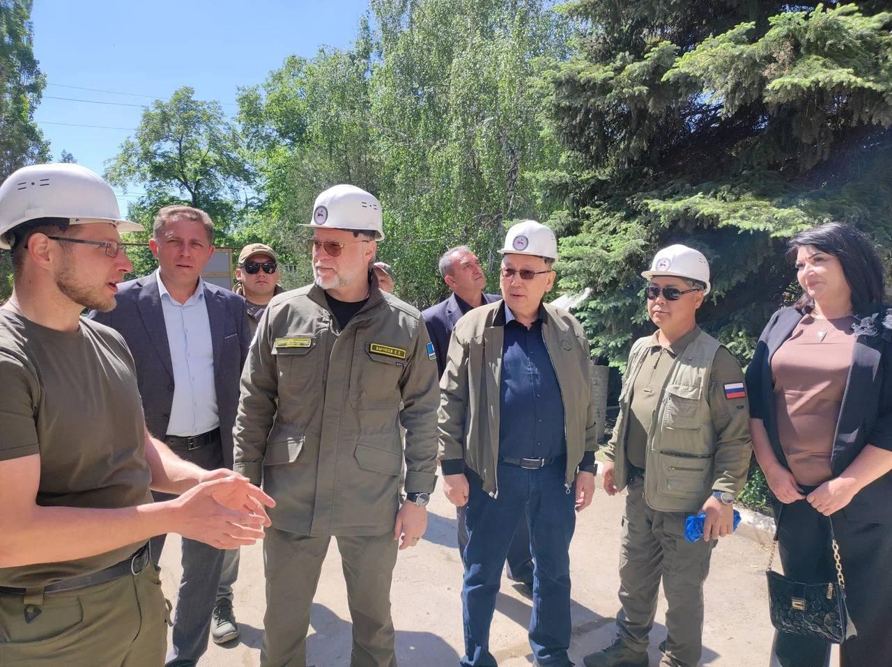 Премьер-министр Якутии рассказал о ходе ремонта в парке Докучаевска
