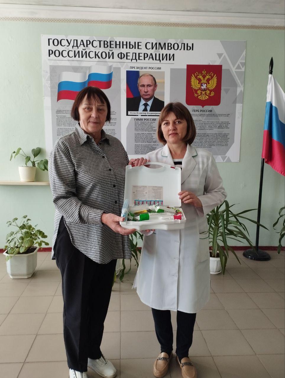 Костромская область оказывала активную помощь школам Меловского округа в этом году
