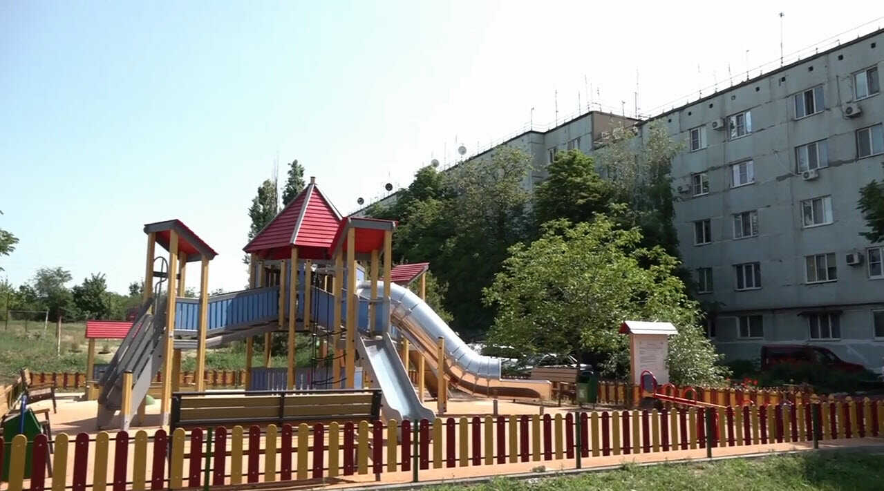 Глава Свердловской области оценил ход благоустройства в Тельмановском округе