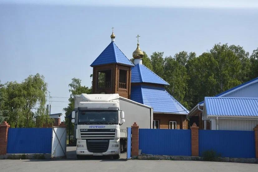 Активисты Сосновского района Челябинской области отправили в Ясиноватую фуру с гумпомощью