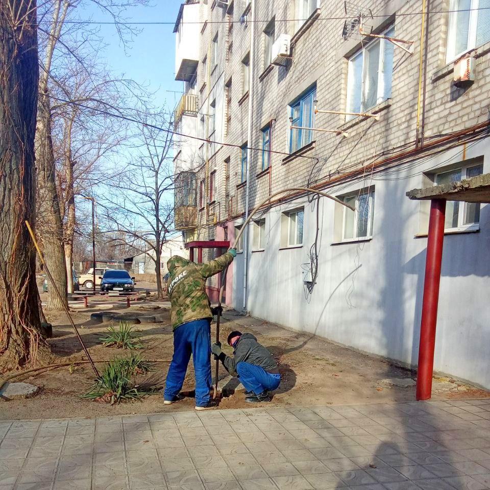 Продолжаются работы по очистке канализационных сетей в Старобельском округе
