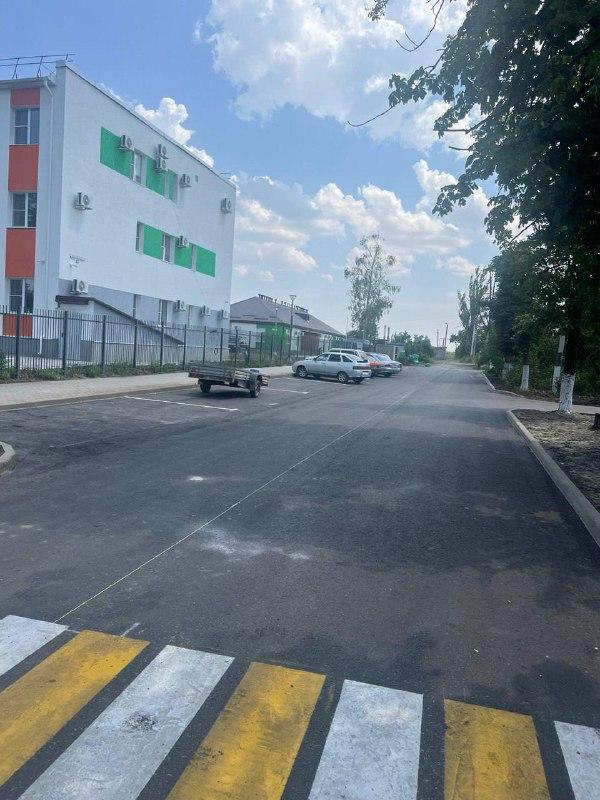 Ямал продолжает восстанавливать дороги в Волновахе