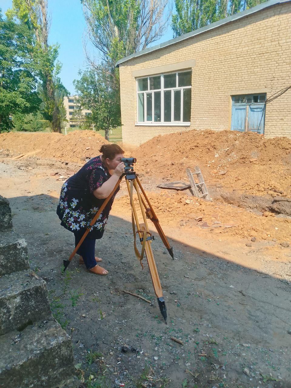 Забайкалье приступило к укладке труб канализационной системы в Комсомольском техникуме